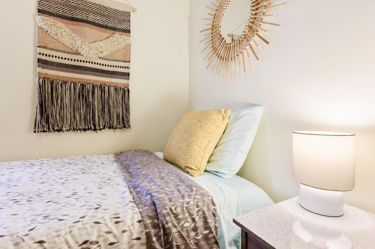 Dapper Digs - King Bed - Long Term Stays - Duke Durham Esterno foto