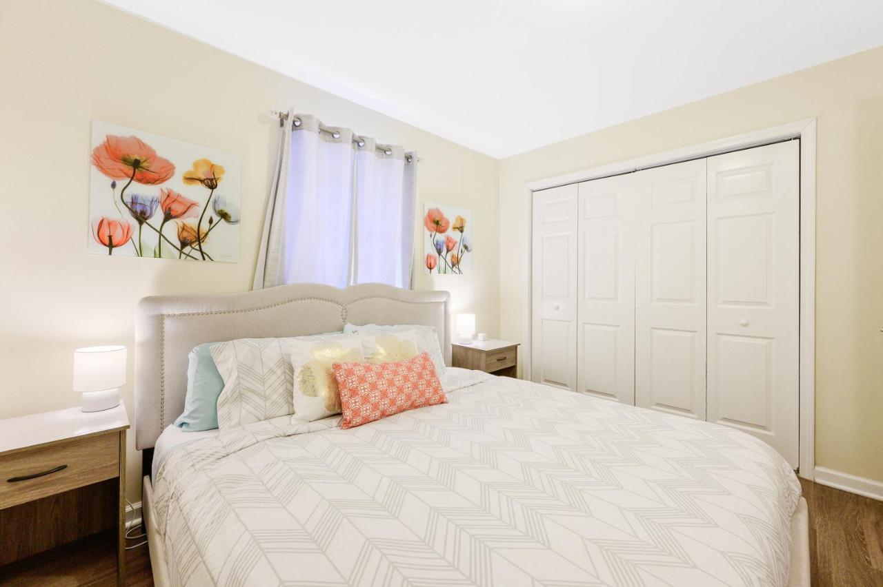 Dapper Digs - King Bed - Long Term Stays - Duke Durham Esterno foto